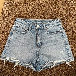 American eagle denim mom short